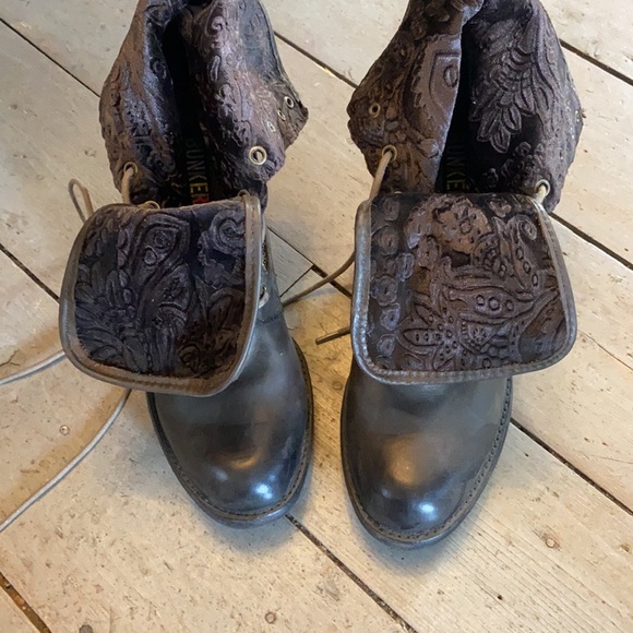 Brown sequin Bunker boots - Picture 2 of 4